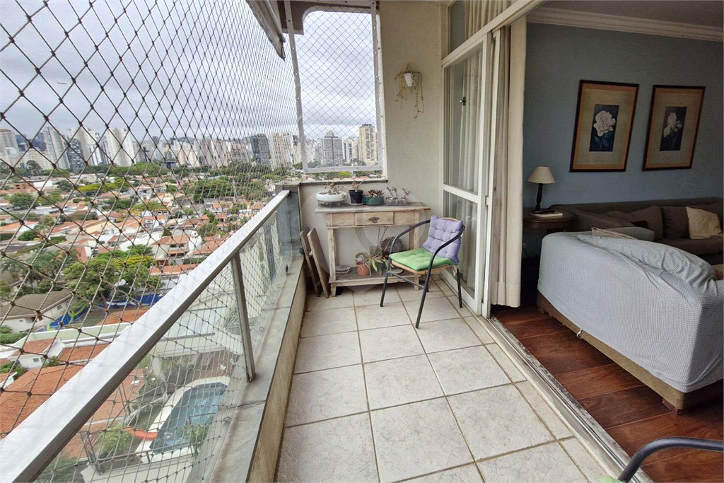 Apartamento à venda com 3 quartos, sendo 1 suíte, em Brooklin, São Paulo, SP
