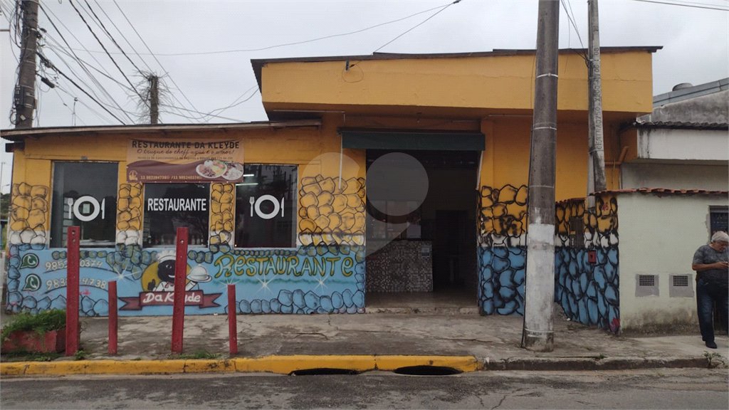 Casa à venda com 4 quartos em Vila Mogilar, Mogi das Cruzes, SP