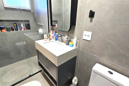 Casa à venda com 3 quartos, sendo 1 suíte, no condomínio Flora Park, São Paulo - SP