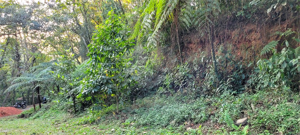 Terreno à venda no condomínio Alpes da Cantareira, Mairiporã - SP