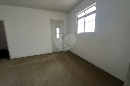 Sobrado à venda com 2 quartos em Parada Inglesa, São Paulo, SP