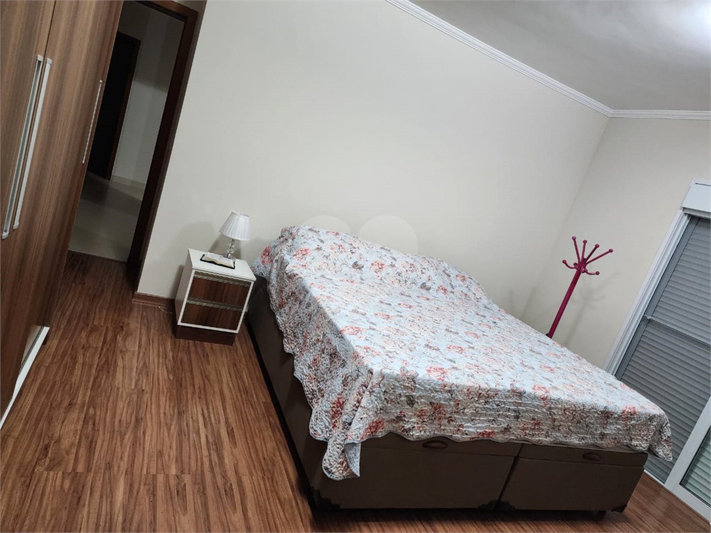Casa à venda com 4 suítes no condomínio Shambala I, Atibaia - SP