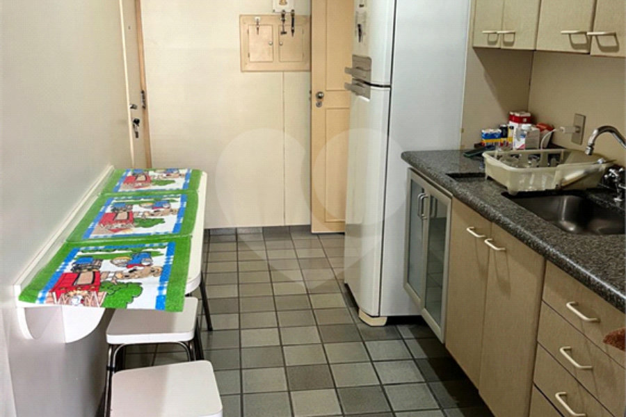 Apartamento à venda com 2 quartos em Bela Vista, São Paulo, SP