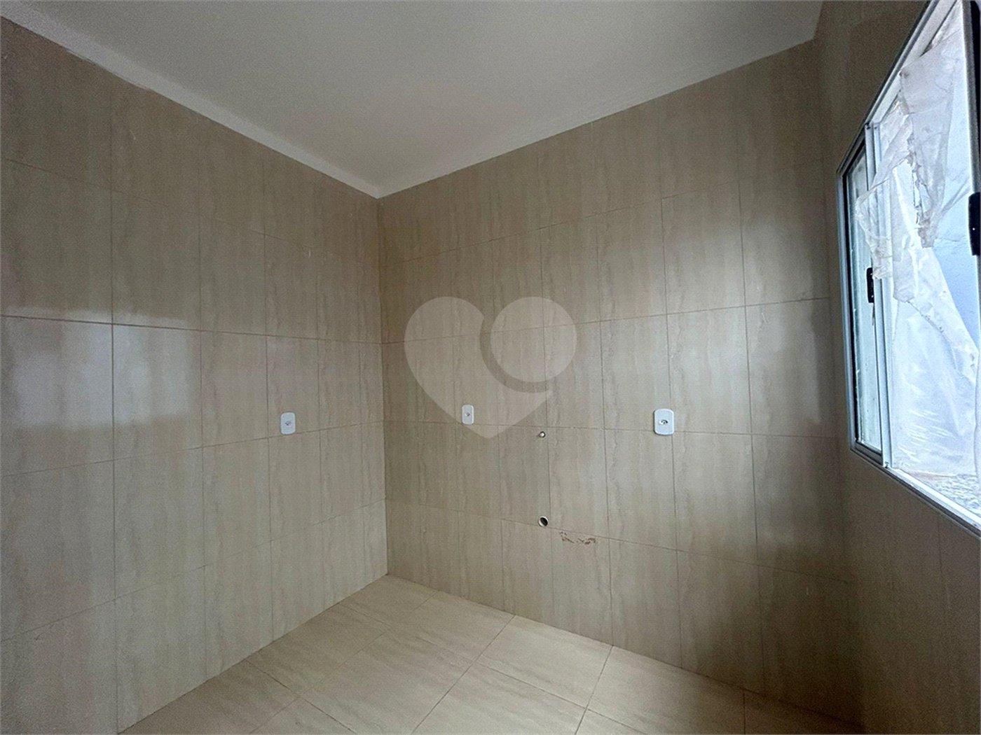 Casa à venda com 2 quartos em Jardim São José, Poá, SP