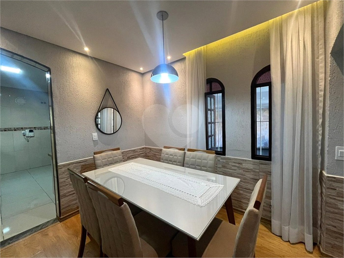 Casa com piscina disponivel para venda com 250m² - Jardim Paris / SP