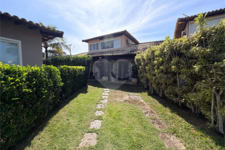 Casa em condomínio à venda com 4 quartos, sendo 3 suítes, em Manguinhos, Armação dos Búzios, RJ