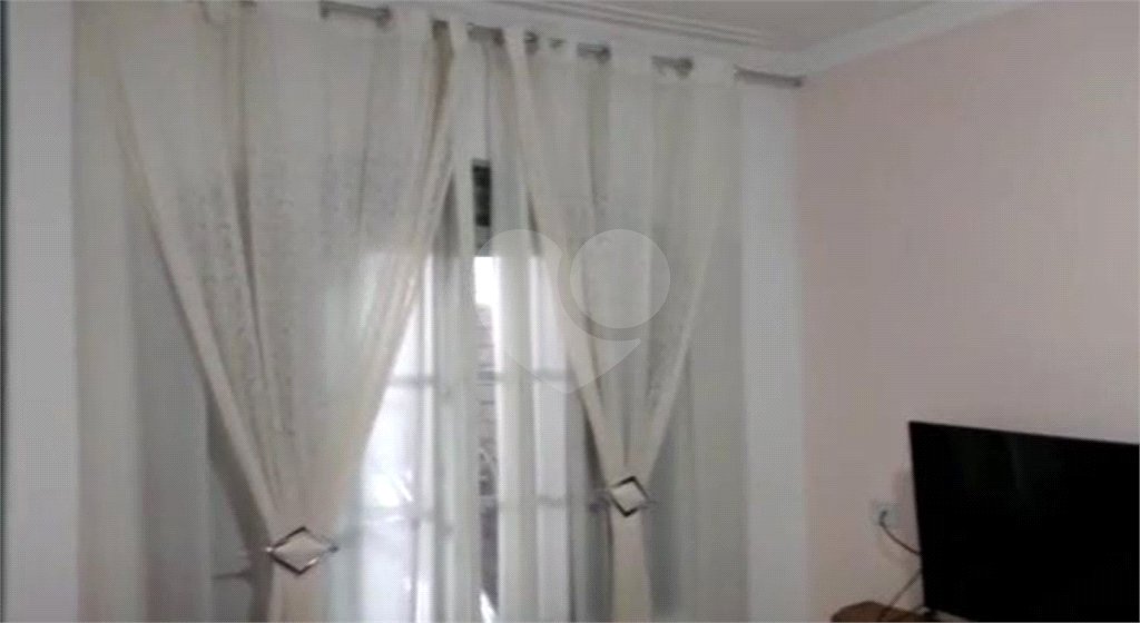 Casa Térrea à venda com 6 quartos em Jardim Rosana, São Paulo, SP