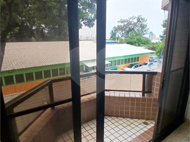 Apartamento à venda com 3 quartos, sendo 1 suíte,  em Vila Guilherme, São Paulo, SP