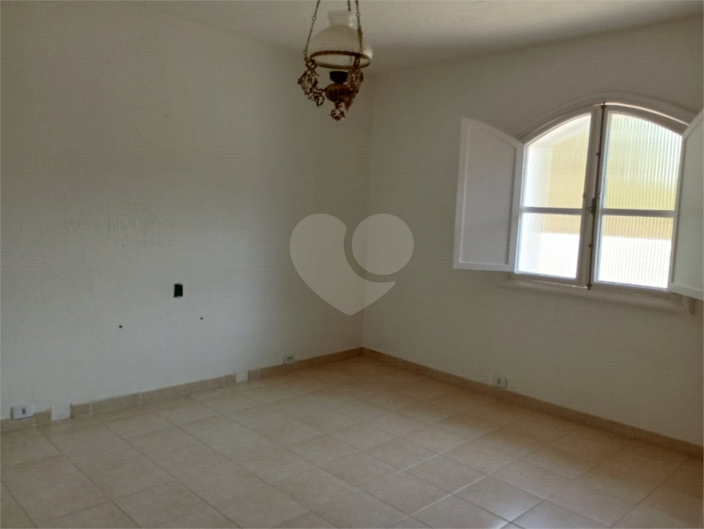 Casa à venda com 6 quartos, sendo 4 suítes,  no condomínio City Castelo, Itu - SP