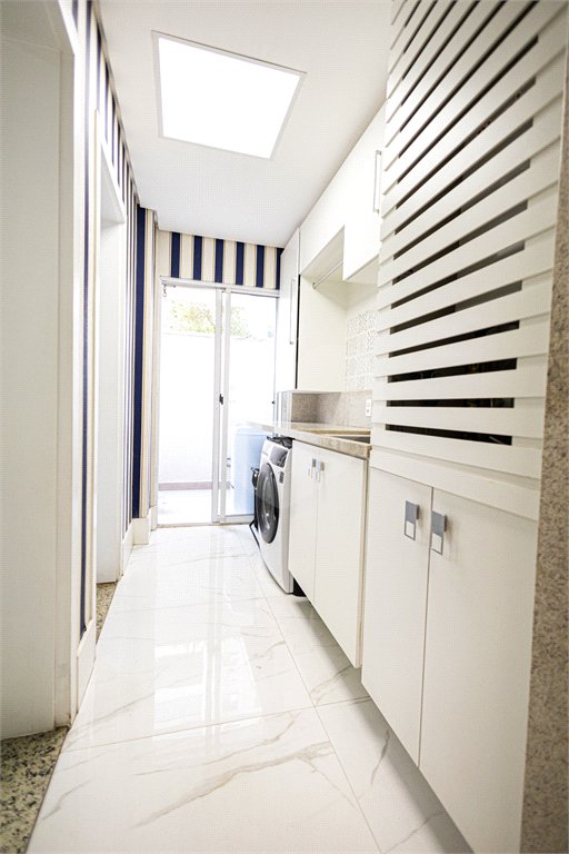 Apartamento à venda com 5 quartos, sendo 4 suítes,  em Parque Reboucas, São Paulo, SP