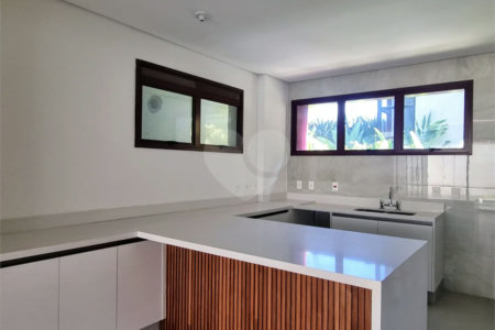 Casa à venda com 3 suítes no condomínio Casa Jardim Campo Belo, São Paulo - SP