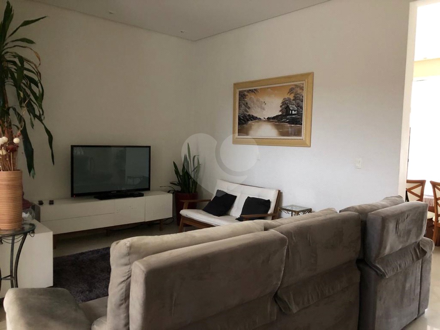 Casa à venda com 3 suítes no condomínio Aldeia da Mata, Votorantim - SP