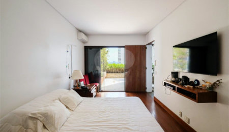 Apartamento à venda com 4 quartos, sendo 1 suíte,  em Jardim América, São Paulo, SP