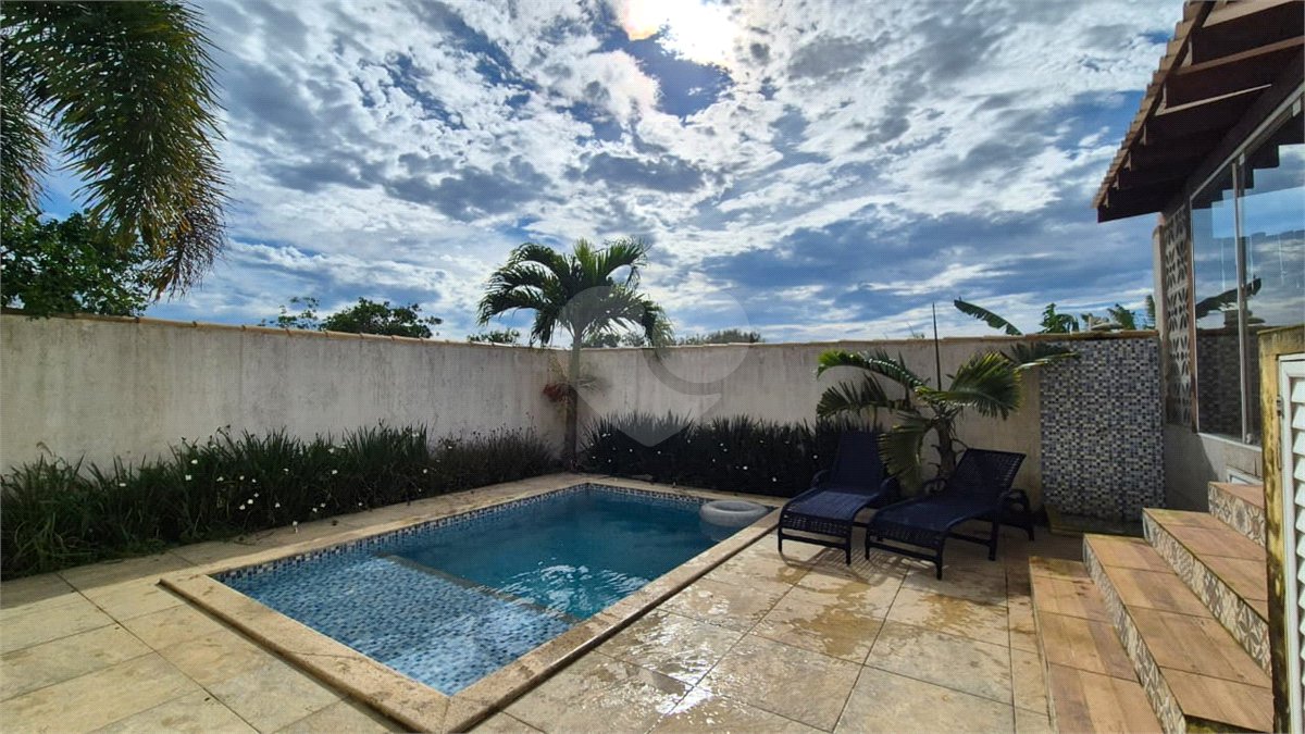 Casa à venda com 3 quartos, sendo 1 suíte, em Rasa, Armação dos Búzios, RJ