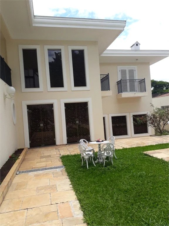 Casa à venda ou para alugar com 5 suítes em Jardim Leonor, São Paulo, SP