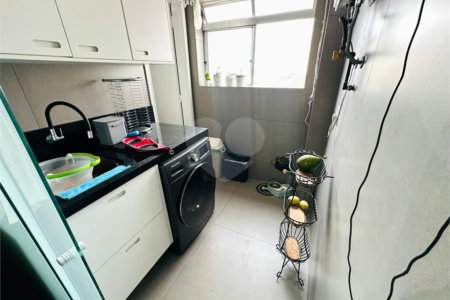 Apartamento à venda com 2 quartos, sendo 1 suíte,  em Cidade Monções, São Paulo, SP