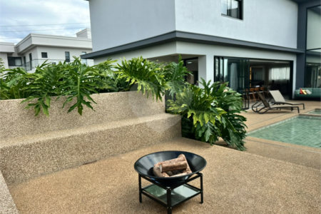 Casa à venda com 3 suítes no condomínio Villas do Golfe, Itu - SP