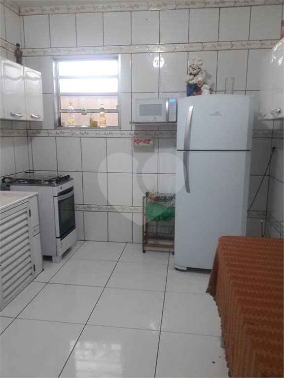 Casa Térrea à venda com 3 quartos em Jardim Nadir, São Paulo, SP