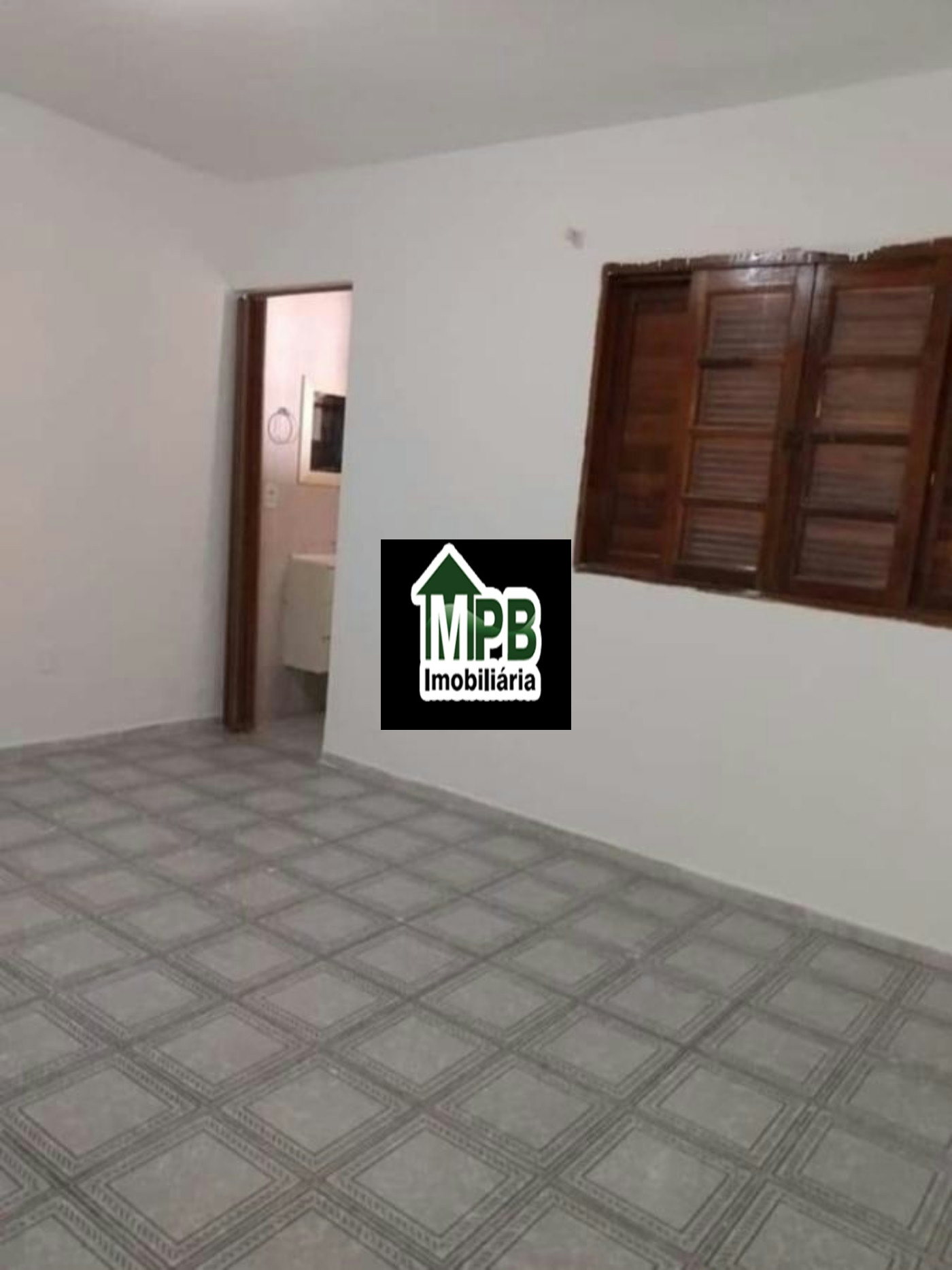 Sobrado à venda com 4 quartos, sendo 1 suíte, em Jardim Santa Cecilia, Sorocaba, SP