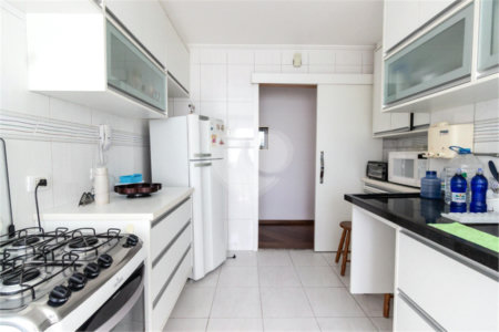 Apartamento à venda com 3 quartos, sendo 1 suíte, em Santa Teresinha, São Paulo, SP