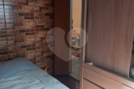Casa à venda com 4 quartos, sendo 1 suíte, em Jardim das Palmas, São Paulo, SP