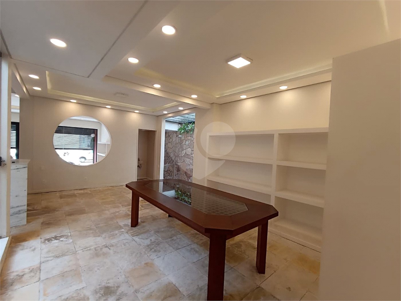 Casa para alugar com 4 quartos, sendo 1 suíte, no Centro, Itapetininga, SP