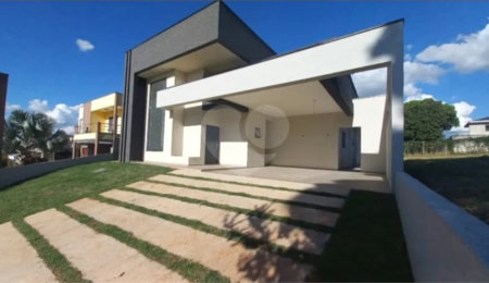 Casa à venda com 4 quartos, sendo 3 suítes, no condomínio Samballa 3, Atibaia - SP