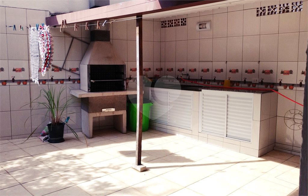Casa à venda com 4 quartos, sendo 2 suítes,  em Vila Romero, São Paulo, SP