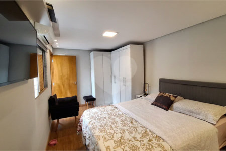 Casa à venda com 3 quartos, sendo 2 suítes, em Vila Medeiros, São Paulo, SP
