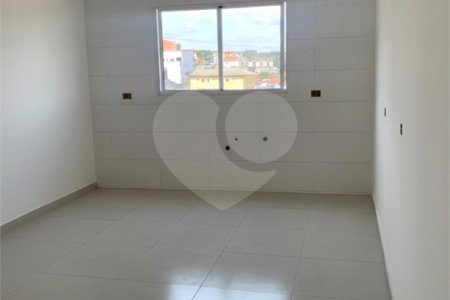 Sobrado à venda com 2 quartos em Jardim São Miguel, Cotia, SP
