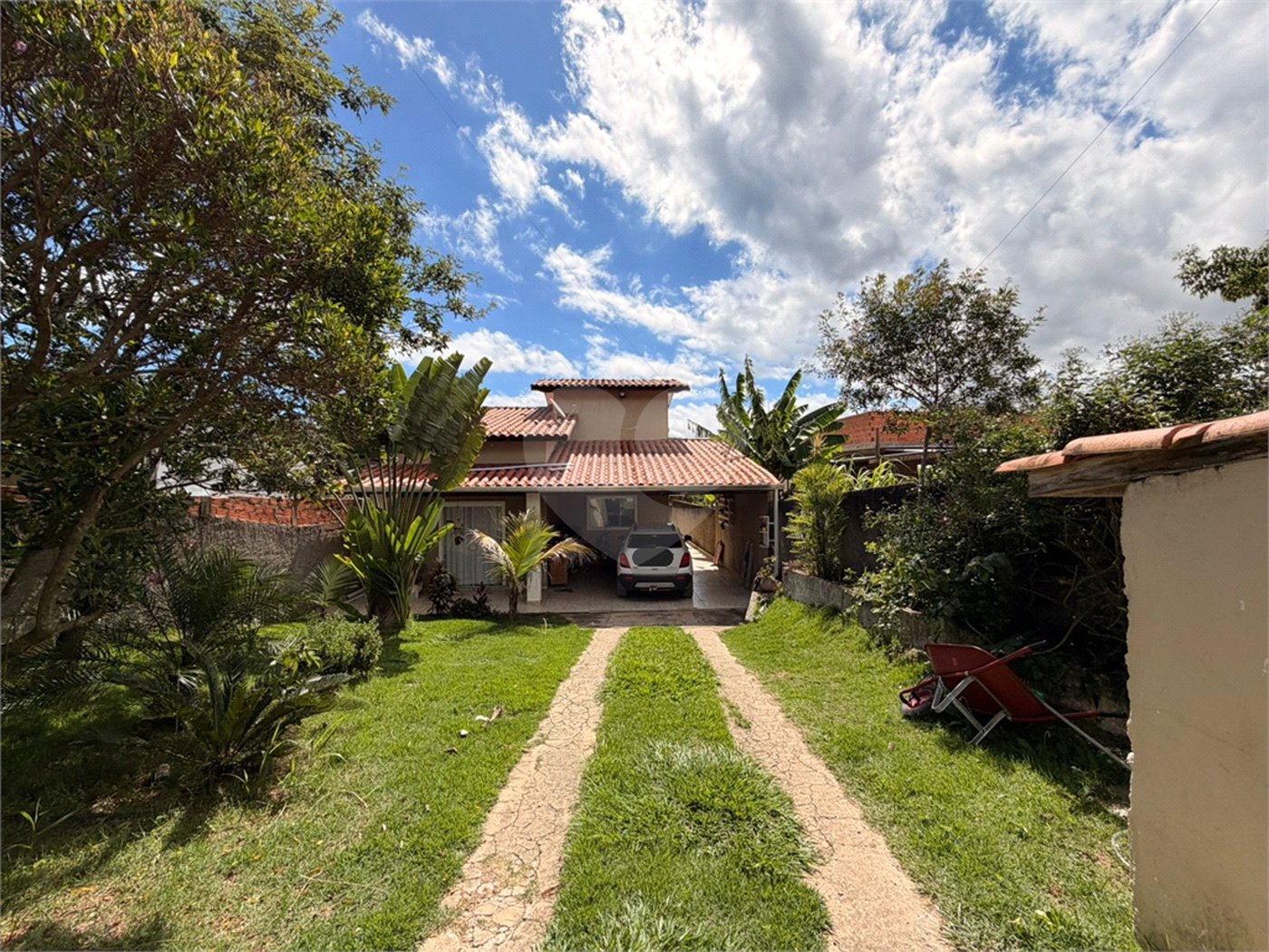 Chácara à venda com 3 quartos, sendo 1 suíte, no Centro, Araçoiaba da Serra, SP