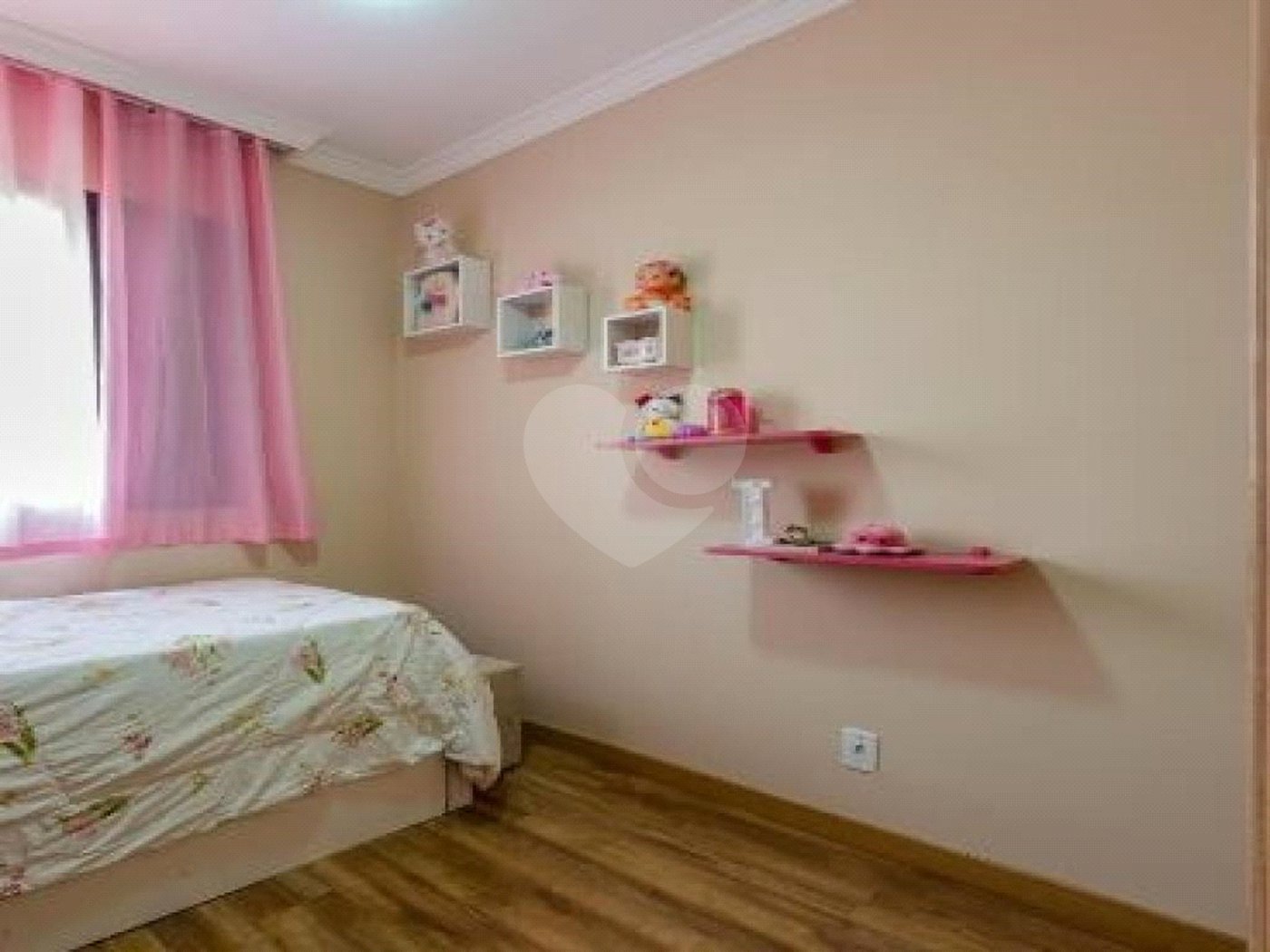 Apartamento à venda com 3 quartos, sendo 1 suíte,  em Jardim Monte Kemel, São Paulo, SP