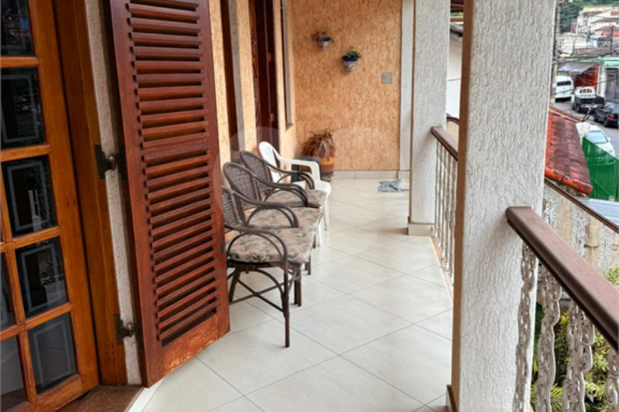 Sobrado à venda com 3 quartos, sendo 1 suíte, em Tremembé, São Paulo, SP