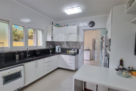 Casa à venda com 3 quartos, sendo 1 suíte,  no condomínio Vivendas do Lago, Sorocaba - SP