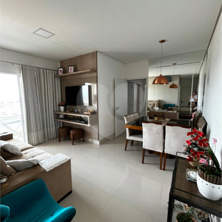 Apartamento à venda com 3 quartos, sendo 2 suítes, em Cidade Alta, Cuiabá, MT
