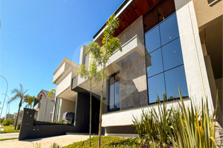 Casa à venda com 3 suítes no condomínio Residencial Dona Maria Candida, Indaiatuba - SP