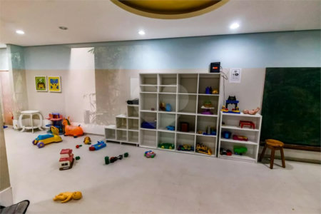 Apartamento à venda com 3 quartos, sendo 1 suíte,  em Lar São Paulo, São Paulo, SP