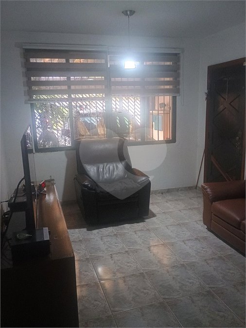 Sobrado à venda com 3 quartos, sendo 1 suíte, em Parque da Lapa, São Paulo, SP