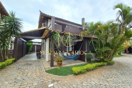 Casa em condomínio à venda com 3 suítes em Praia Rasa, Armação dos Búzios, RJ