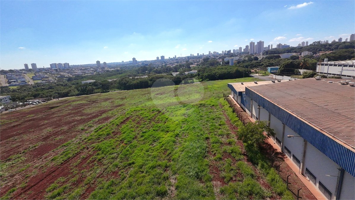 Terreno à venda em Jardim Quitandinha II, Araraquara, SP