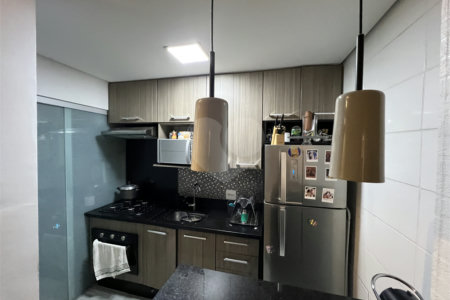 Apartamento à venda com 2 quartos em Conjunto Residencial Irai, Suzano, SP