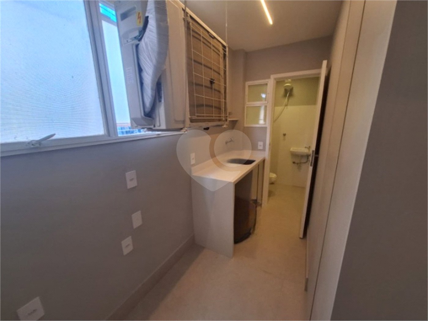 Apartamento à venda com 3 quartos, sendo 1 suíte, em Itaim Bibi, São Paulo, SP