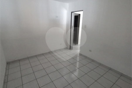 Casa à venda com 5 quartos, sendo 1 suíte, em Jardim Novo Taboão, São Paulo, SP