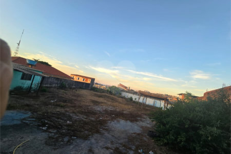 Terreno à venda em Vila Romanópolis, Ferraz de Vasconcelos, SP