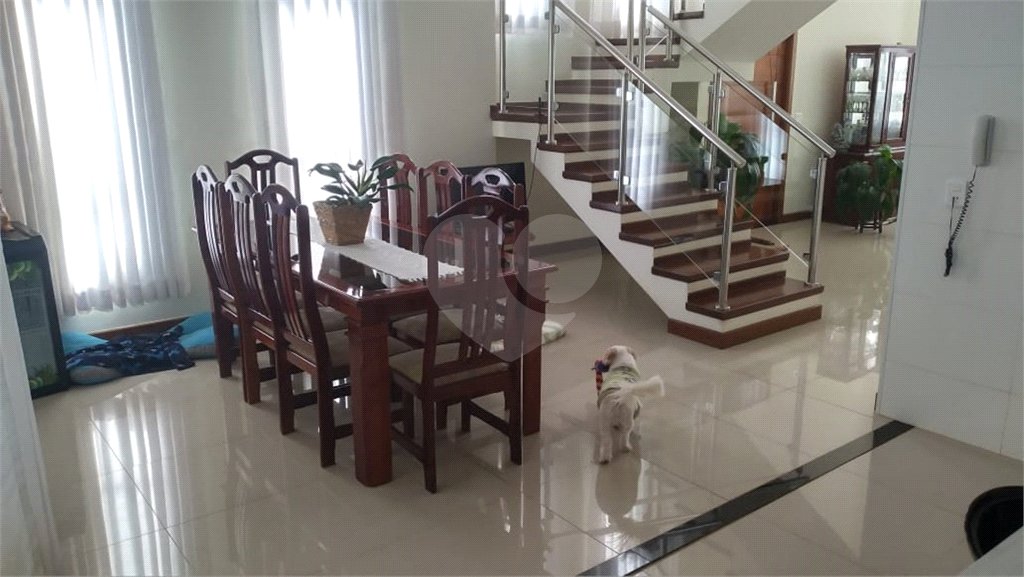 Casa à venda com 3 suítes no condomínio Damha III, São Carlos - SP
