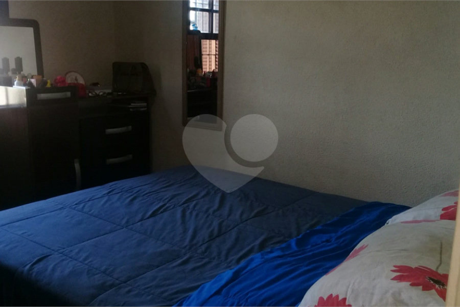 Sobrado à venda com 2 quartos em Tremembé, São Paulo, SP