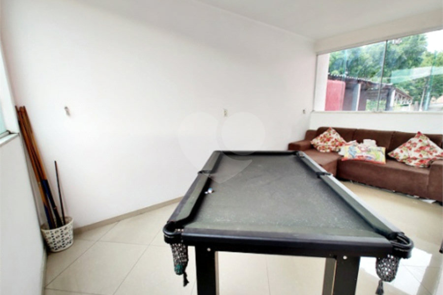 Sobrado à venda com 3 quartos, sendo 1 suíte, em Conjunto Residencial Vista Verde, São Paulo, SP