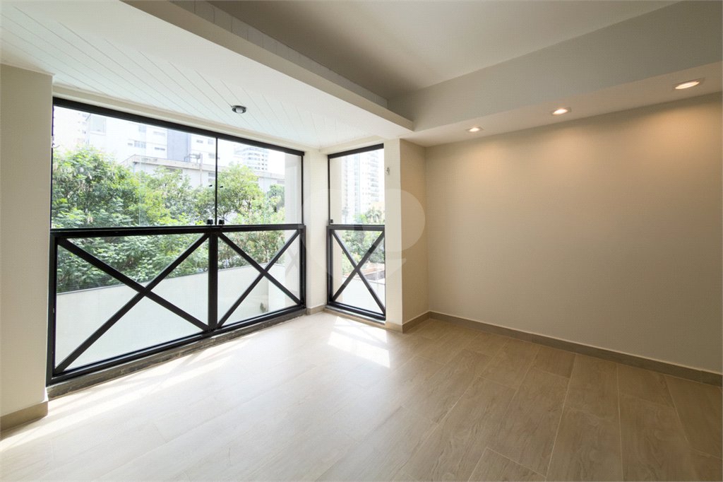 Apartamento à venda com 3 quartos, sendo 1 suíte, em Planalto Paulista, São Paulo, SP