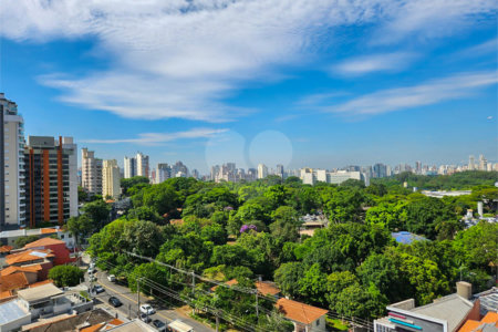 Apartamento à venda com 2 quartos, sendo 1 suíte,  em Vila Mariana, São Paulo, SP