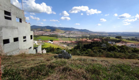 Terreno à venda no condomínio **alto da Floresta**, Bom Jesus dos Perdões - SP
